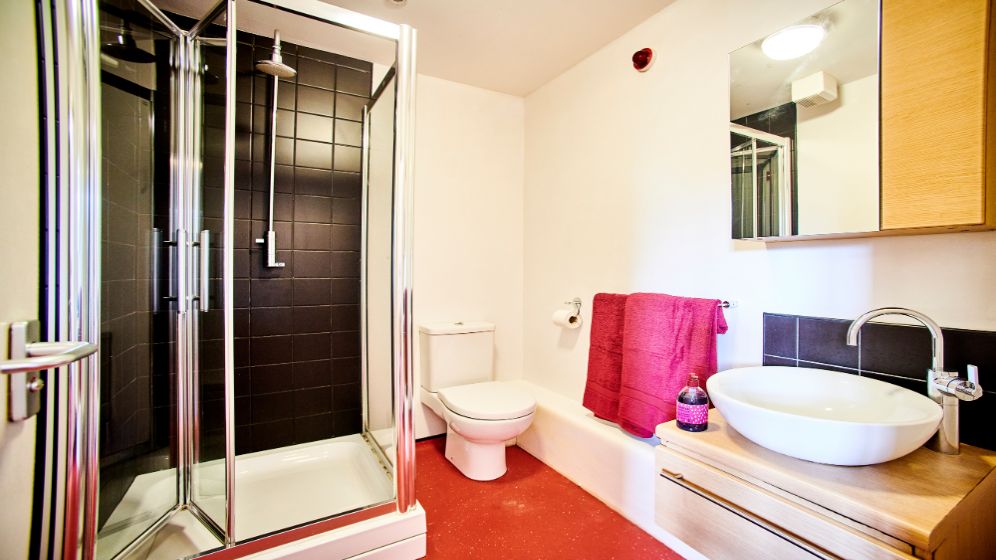 Castle Leazes en suite